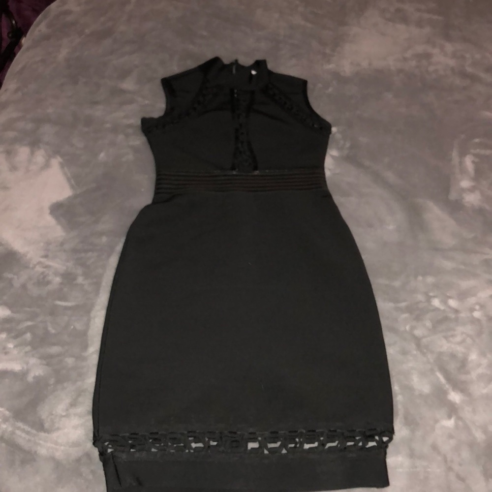 Dress whit leder belt